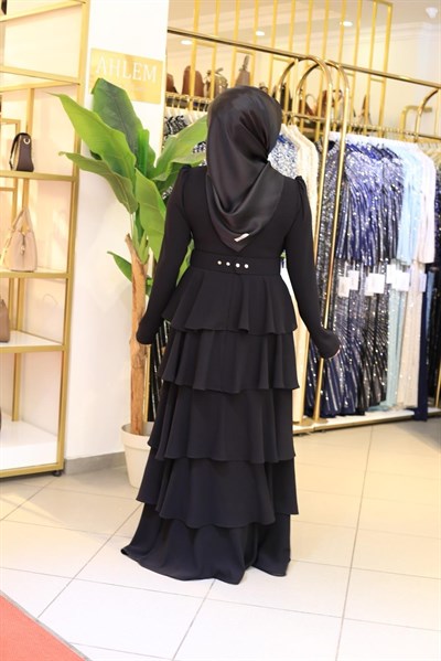 2131 KOD KAT ETEKLİ ELBİSE