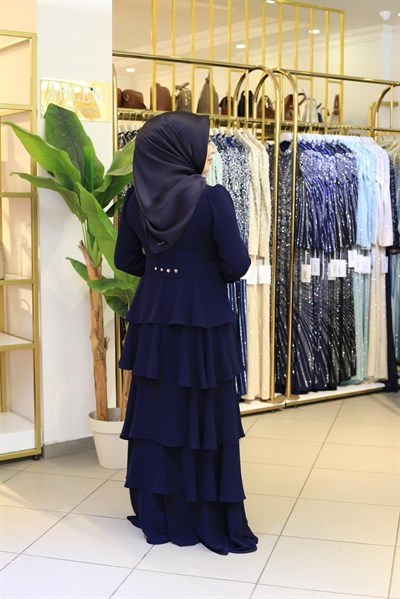 2131 KOD KAT ETEKLİ ELBİSE