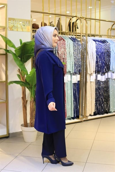 2203 CODE FRONT FLARED TUNIC