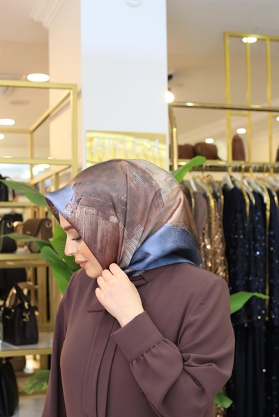 2302/42 KOD SOYUT FIRÇA DESEN LEVİDOR SURA İPEK EŞARP