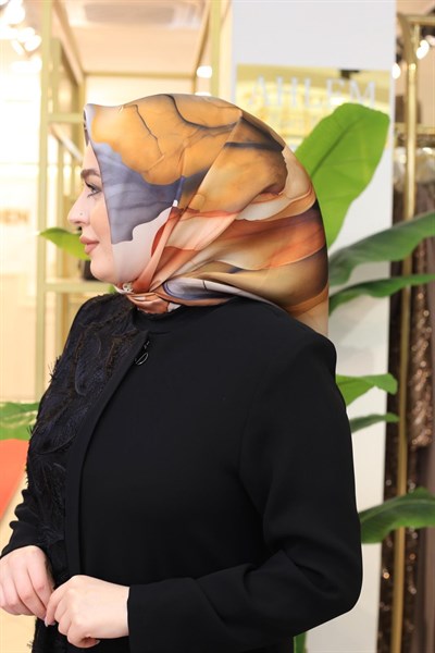 2306/2 KOD SOYUT ÇİÇEK DESEN LEVİDOR SURA İPEK EŞARP