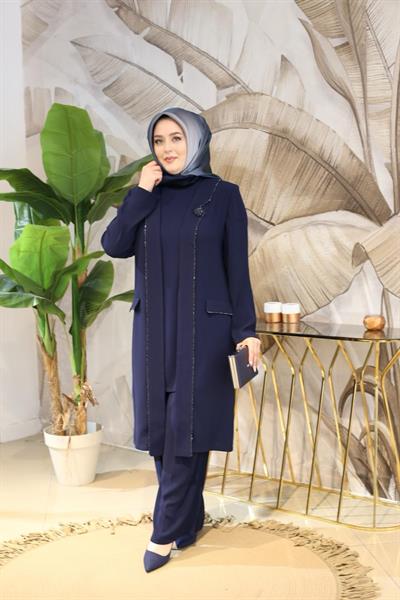 2536 CODE DREIFACHANZUG MIT JACKE