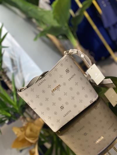 254 CODE ARMINE DAMEN SCHULTER/ARMTASCHE