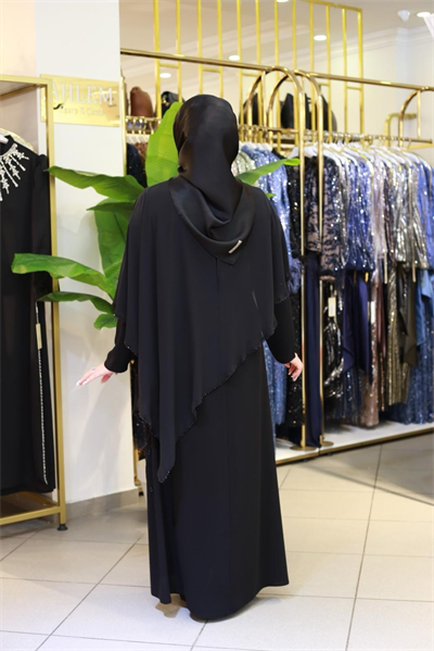 2601 CODE CHIFFON-KAPUZE MIT STEINVERZIERUNGEN