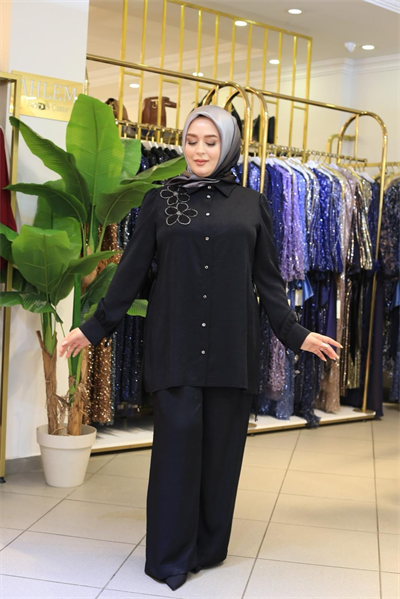 2602 KOD ÇİÇEK DETAYLI PANTOLONLU TAKIM SİYAH