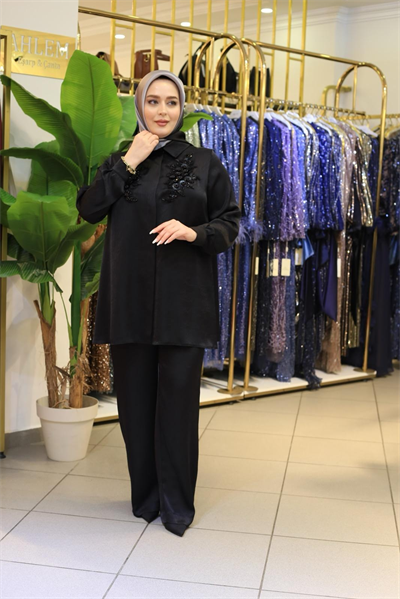 2604 KOD GÖMLEK YAKA PANTOLONLU TAKIM SİYAH