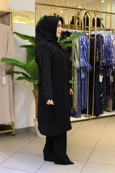 2618 CODE FLORAL BESTICKTER HOSENANZUG