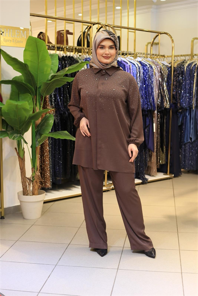 2623 KOD IŞILTILI PANTOLONLU TAKIM KAHVE