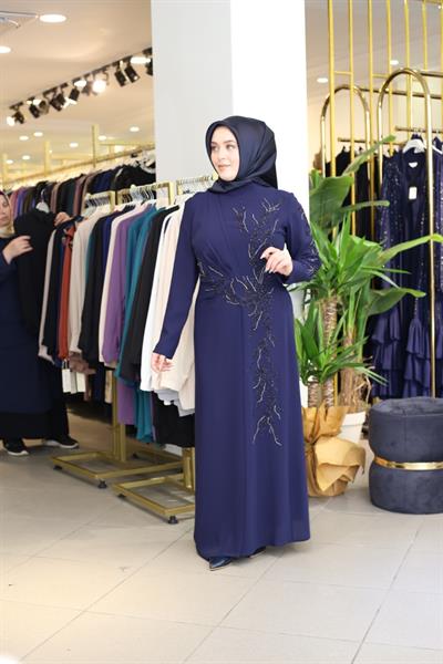 3176 CODE ROBE DRAPÉE AVEC PIERRES