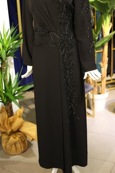 3176 CODE ROBE DRAPÉE AVEC PIERRES