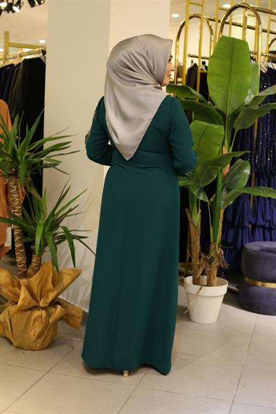 3176 CODE ROBE DRAPÉE AVEC PIERRES