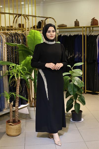 3180 CODE CRYSTAL STONE HIDDEN SLIT DRESS