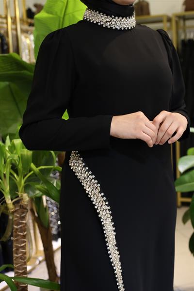 3180 CODE CRYSTAL STONE HIDDEN SLIT DRESS