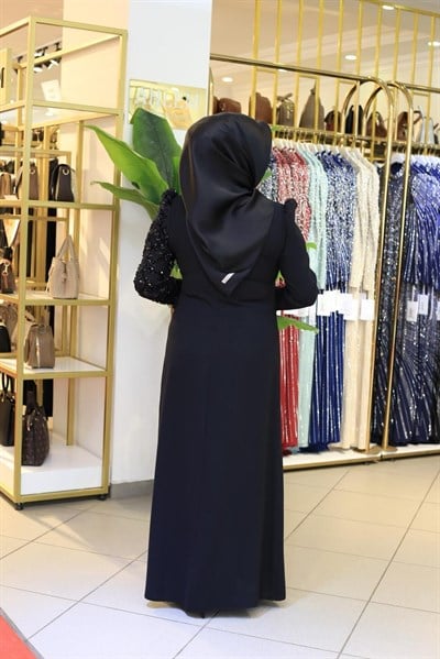 3337 KOD TEK KOLU PAYET İŞLEMELİ ELBİSE