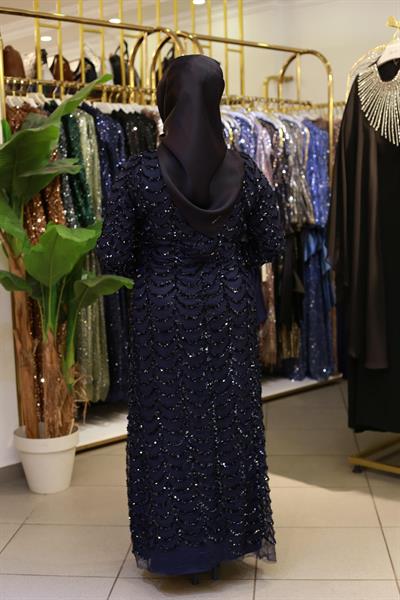 3399 KOD KENDİNDEN PUL DESENLİ ABİYE ELBİSE LACİVERT