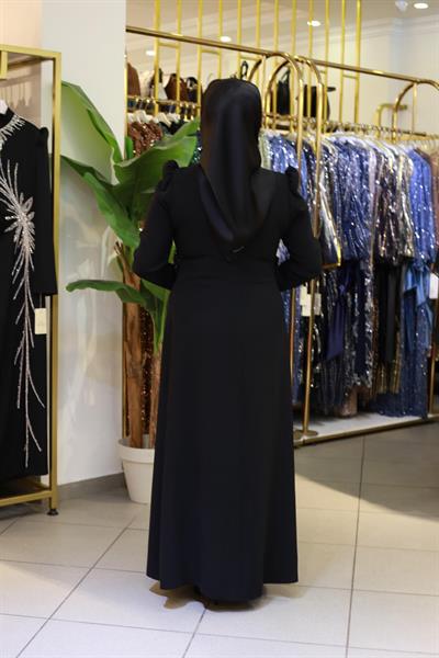 3451 فستان مطرز بالحجر ذو ياقة كود وخصر مطرز بالحجر