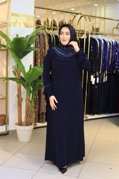 3547 KOD YAKA TAŞLI ELBİSE