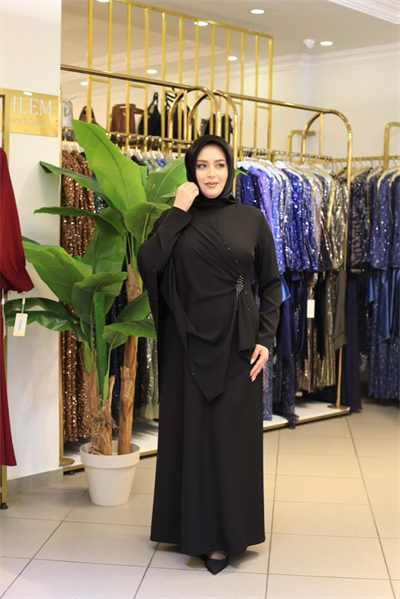 3554 KOD ŞİFON PELERİNLİ ELBİSE SİYAH