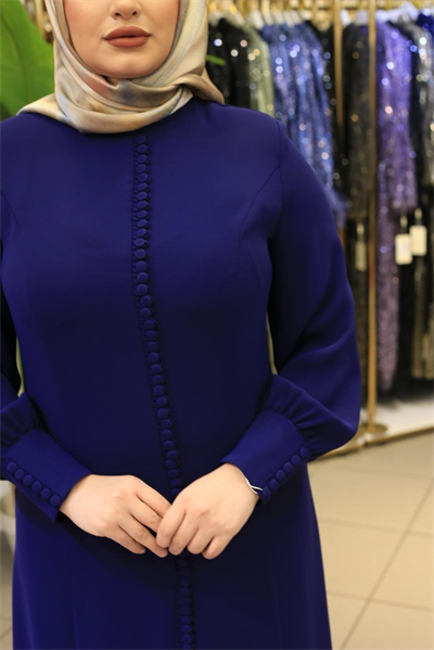 3572 CODE KNOPF DETAILLIERTE KREPPKLEID