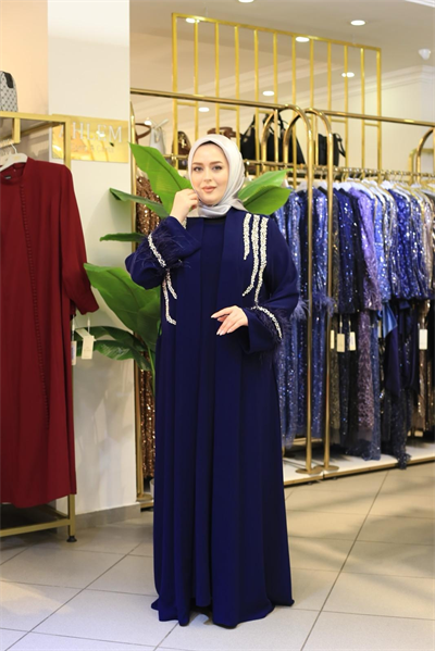 4200 KOD KOLLARI TÜYLÜ ABAYA TAKIM