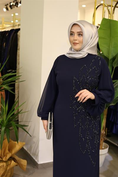 431 فستان سهرة مطرز بالحجر الرمزي 431