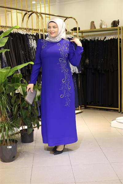 447 فستان سهرة مفصل بالحجر الرمزي 447