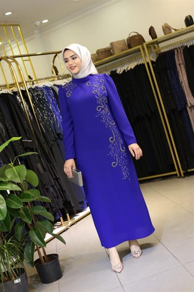 447 فستان سهرة مفصل بالحجر الرمزي 447