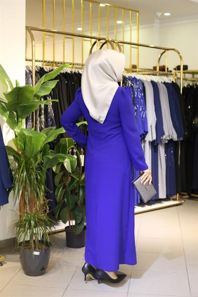 447 فستان سهرة مفصل بالحجر الرمزي 447