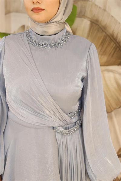 4788 فستان سهرة مرصع بالكريستالات الكودية 4788