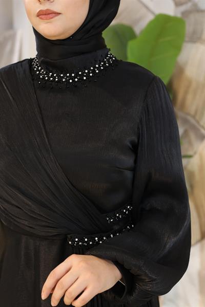 4788 فستان سهرة مرصع بالكريستالات الكودية 4788