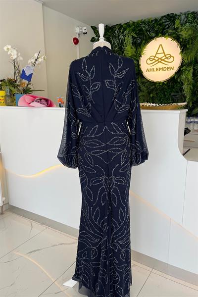 4822 CODE EVENING DRESS WITH CAPE DETAIL