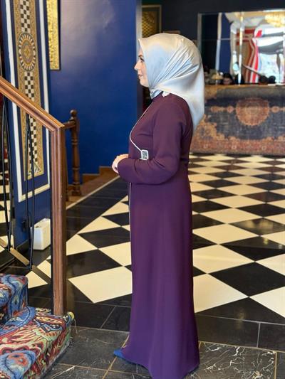 5019 CODE ROBE CRAYON AVEC PIERRES