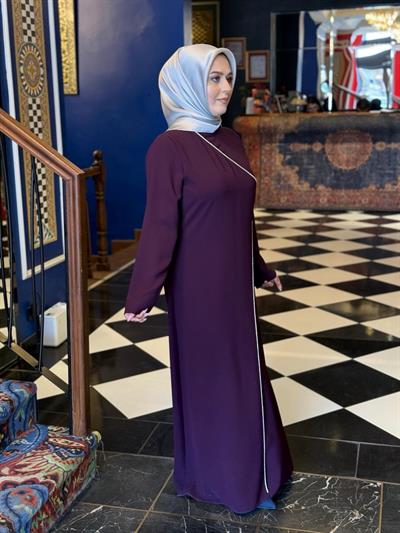 5019 CODE ROBE CRAYON AVEC PIERRES