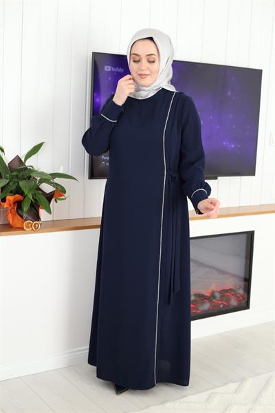 5026 CODE ROBE LACÉE À RUBAN EN PIERRE