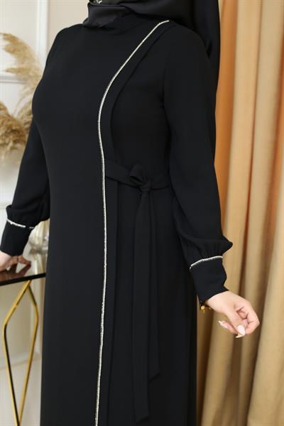 5026 CODE ROBE LACÉE À RUBAN EN PIERRE