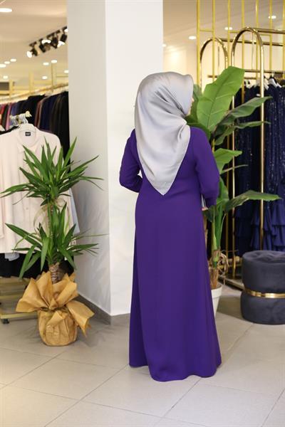 5071 CODE ROBE DÉTAILLÉE EN PIERRE