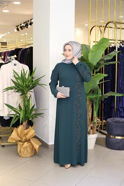 5071 CODE ROBE DÉTAILLÉE EN PIERRE