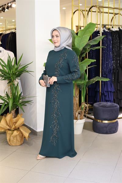 5071 CODE ROBE DÉTAILLÉE EN PIERRE