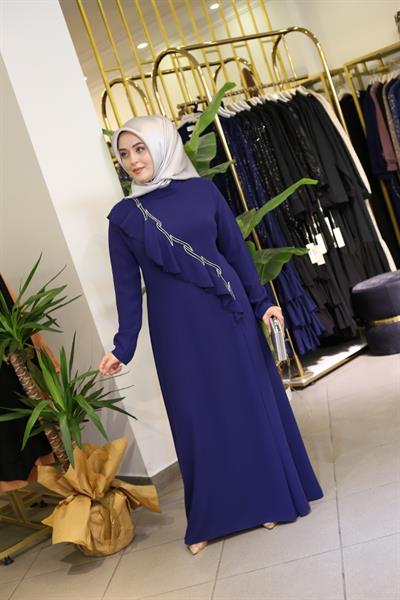 5084 CODE ROBE À VOLANTS SUR LE DEVANT