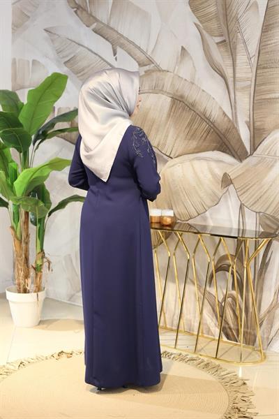 5106 CODE STICKEREI STEINREISSER PLISSEEKLEID