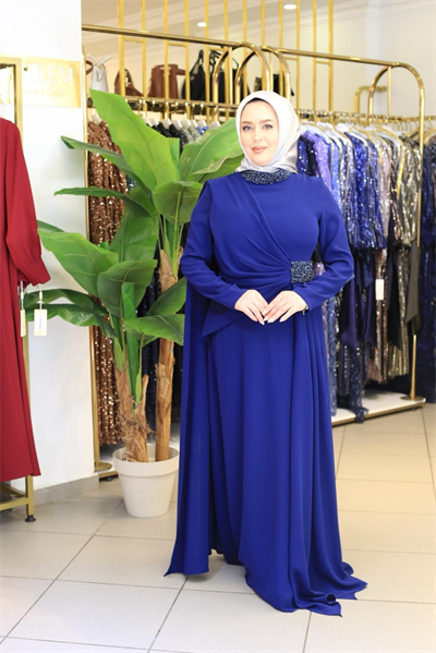 5205 KOD YAKA BEL TAŞLI PİLELİ ELBİSE İNDİGO