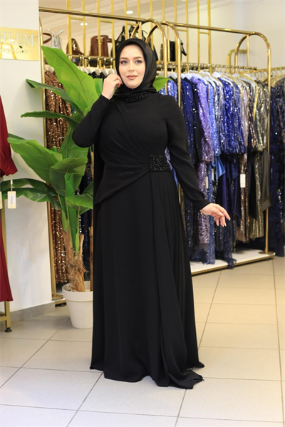 5205 KOD YAKA BEL TAŞLI PİLELİ ELBİSE SİYAH