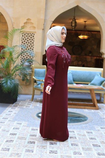 5224 KOD ÇİÇEK VE TAŞ İŞLEMELİ ELBİSE