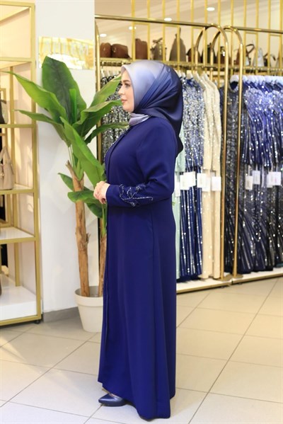 5524 CODE SLEEVE STONE DETAILED ABAYA