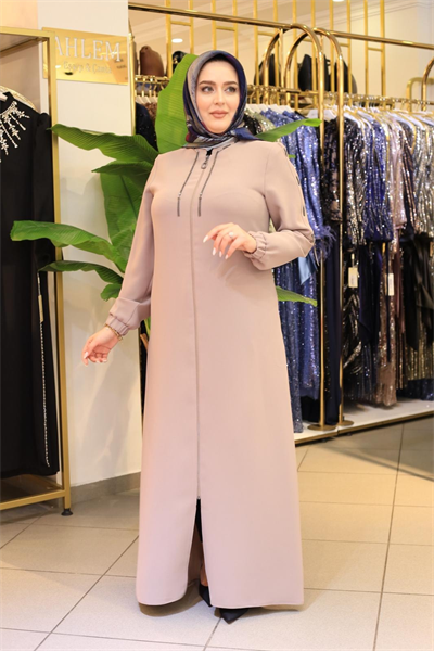 5609 KOD YAKA VE KOL ZİNCİRLİ DETAYLI FERACE BEJ