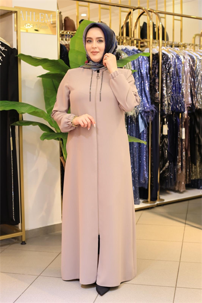 5609 KOD YAKA VE KOL ZİNCİRLİ DETAYLI FERACE BEJ