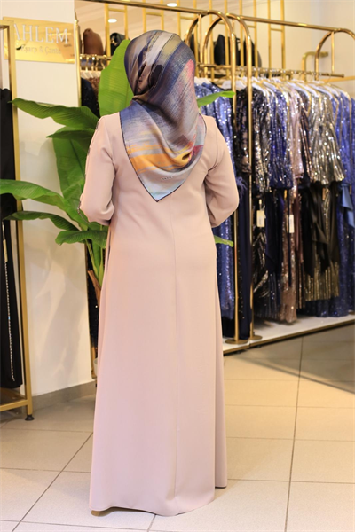 5609 KOD YAKA VE KOL ZİNCİRLİ DETAYLI FERACE BEJ