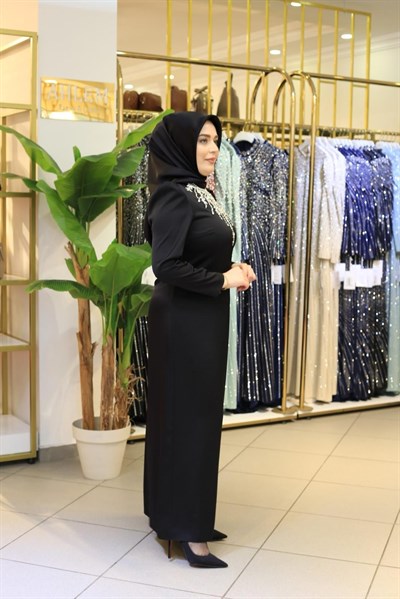 5901 KOD ÖN ELBİSE DETAIL