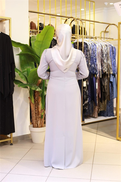 6102 فستان مطرز بحجر زهرة