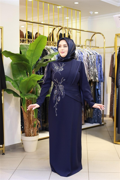 6102 فستان مطرز بحجر زهرة